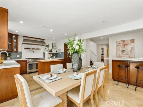 962 Begonia Avenue, Costa Mesa, CA