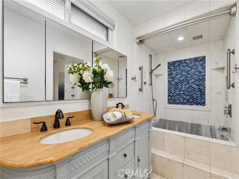 962 Begonia Avenue, Costa Mesa, CA
