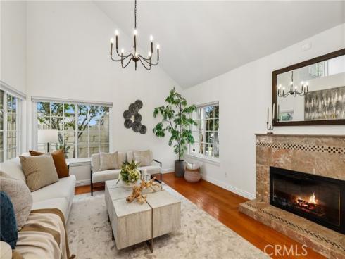962 Begonia Avenue, Costa Mesa, CA