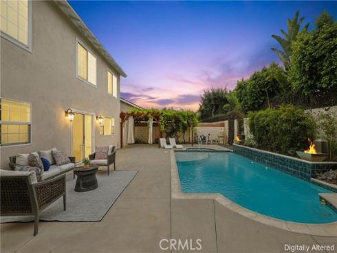 962 Begonia Avenue, Costa Mesa, CA