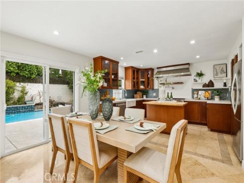 962 Begonia Avenue, Costa Mesa, CA