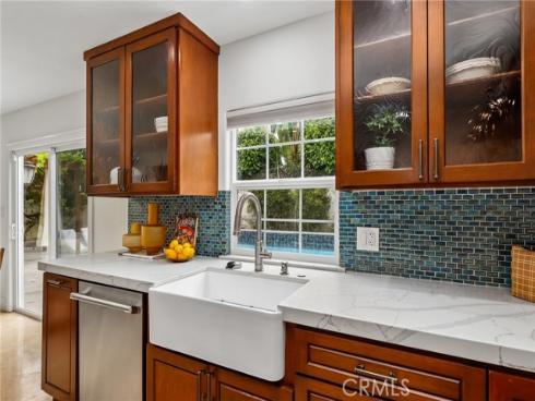 962 Begonia Avenue, Costa Mesa, CA