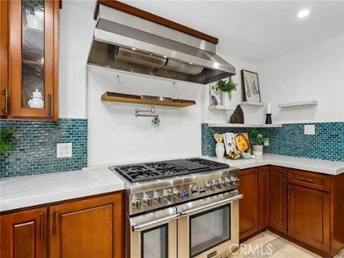 962 Begonia Avenue, Costa Mesa, CA