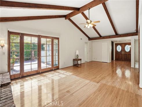 2037 S Capella Court, Costa Mesa, CA