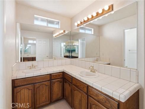 2037 S Capella Court, Costa Mesa, CA
