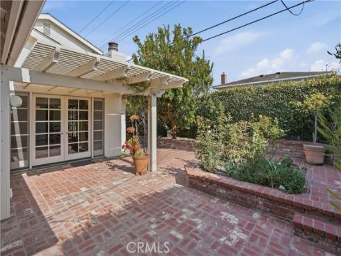 2037 S Capella Court, Costa Mesa, CA