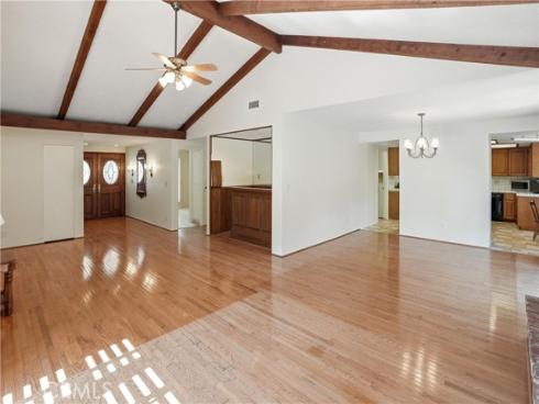 2037 S Capella Court, Costa Mesa, CA