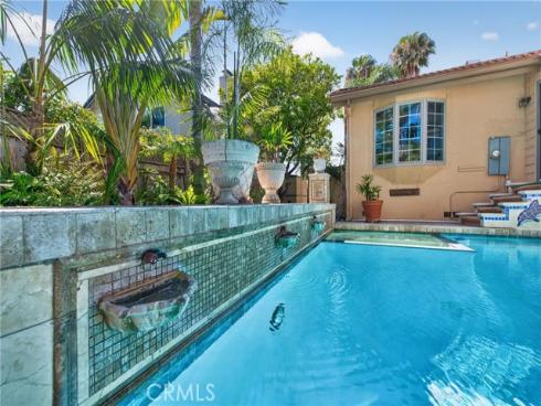 2740 Cardinal Drive, Costa Mesa, CA
