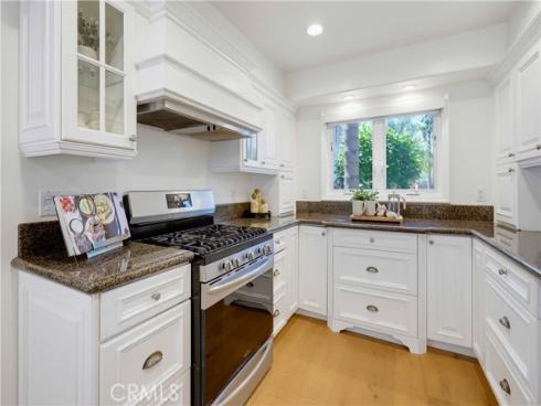 336 Tours Lane , Costa Mesa, CA
