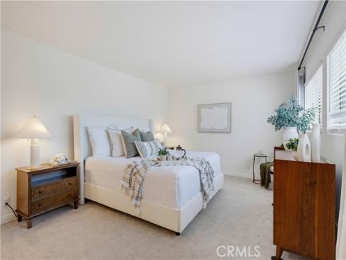 336 Tours Lane , Costa Mesa, CA
