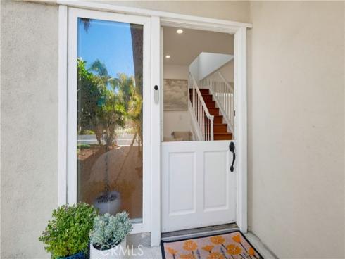 336 Tours Lane , Costa Mesa, CA
