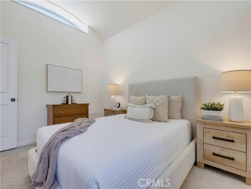 336 Tours Lane , Costa Mesa, CA