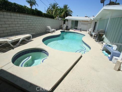 703 Center , Costa Mesa, CA