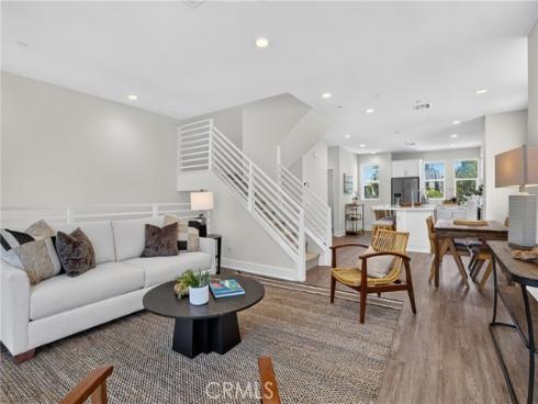 1678 Topanga , Costa Mesa, CA