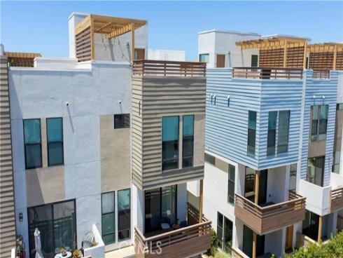 1678 Topanga , Costa Mesa, CA