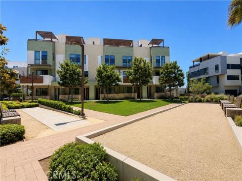 1678 Topanga , Costa Mesa, CA