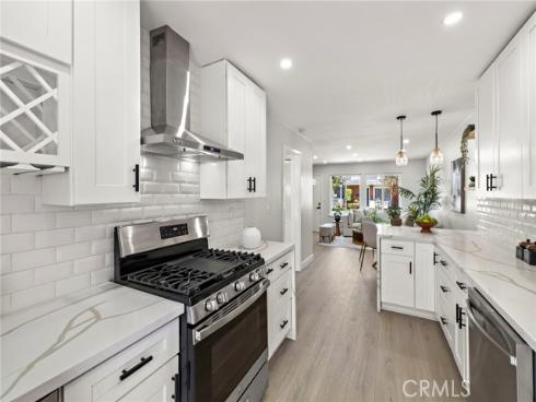 108  Danbury  , Costa Mesa, CA
