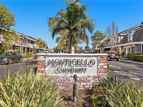 108  Danbury  , Costa Mesa, CA