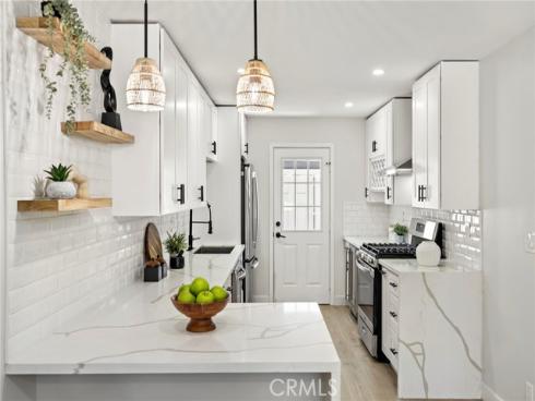 108  Danbury  , Costa Mesa, CA