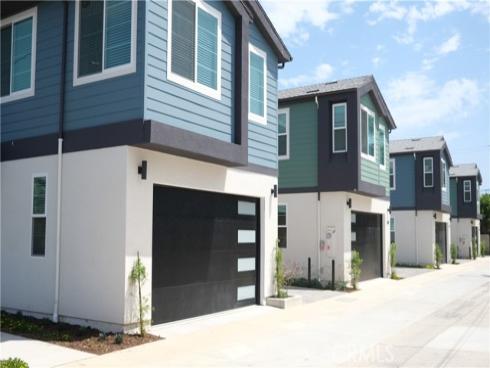 551 Bernard , Costa Mesa, CA
