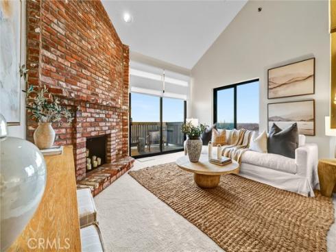 2157 Pacific Avenue B202 , Costa Mesa, CA