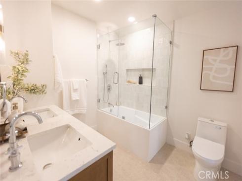 1095  Sea Terrace  , Costa Mesa, CA