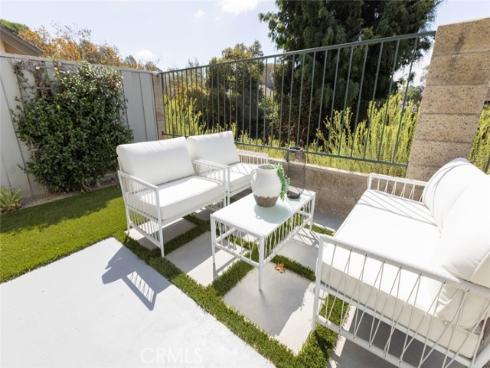 1095  Sea Terrace  , Costa Mesa, CA