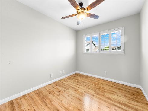 345 University F6 , Costa Mesa, CA