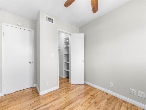 345 University F6 , Costa Mesa, CA