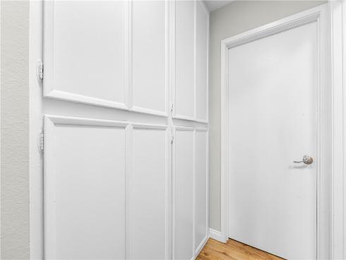 345 University F6 , Costa Mesa, CA