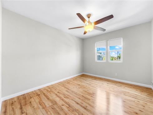 345 University F6 , Costa Mesa, CA