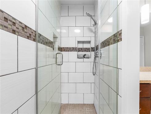 345 University F6 , Costa Mesa, CA