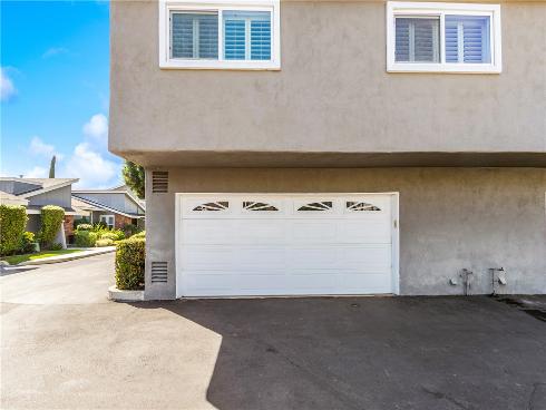 345 University F6 , Costa Mesa, CA