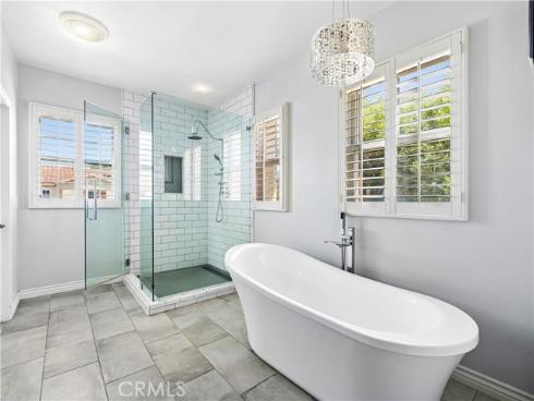 2534  Cornerstone   Lane, Costa Mesa, CA