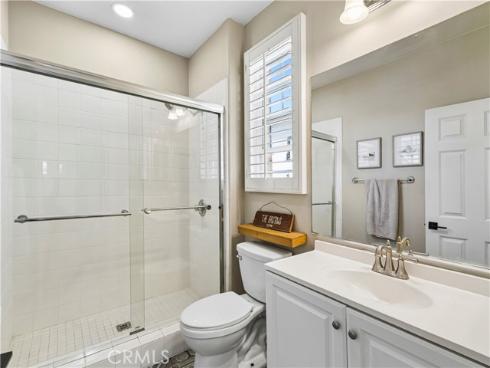 2534  Cornerstone   Lane, Costa Mesa, CA
