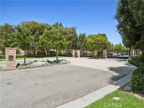 2534  Cornerstone   Lane, Costa Mesa, CA