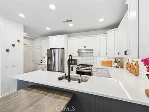 2534  Cornerstone   Lane, Costa Mesa, CA