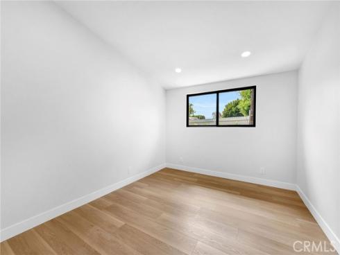 3064  Gibraltar  , Costa Mesa, CA