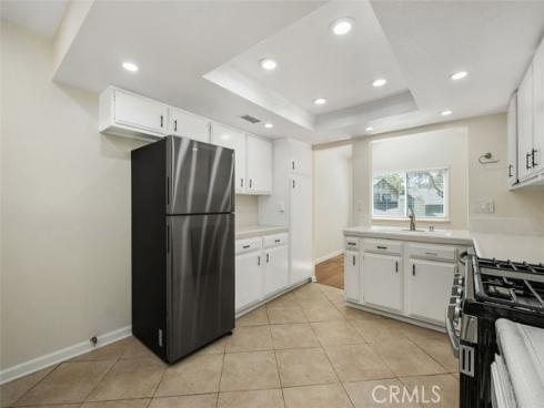 1091 Stone Brook Lane, Costa Mesa, CA