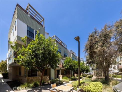 1675 Grand View , Costa Mesa, CA