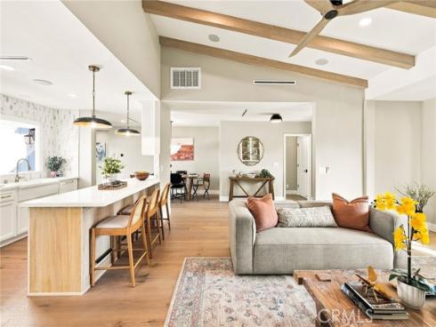 226  Santa Isabel Ave  , Costa Mesa, CA