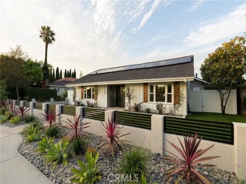 226  Santa Isabel Ave  , Costa Mesa, CA