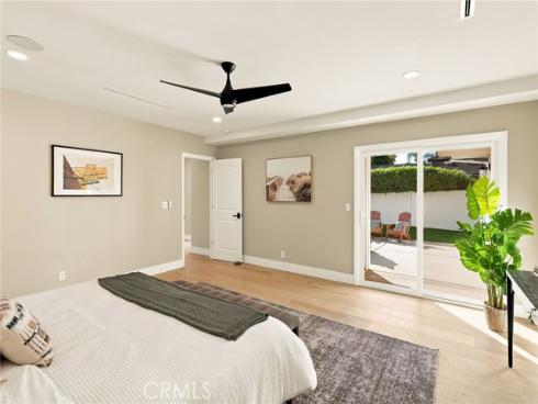 226  Santa Isabel Ave  , Costa Mesa, CA