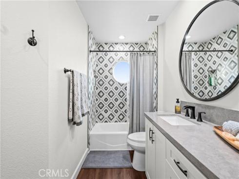 208 Calabria Court, Costa Mesa, CA