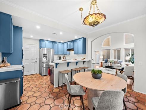 208 Calabria Court, Costa Mesa, CA