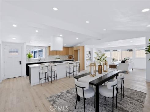 2225 Maple , Costa Mesa, CA