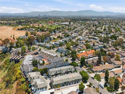 2231  Pacific  A1 , Costa Mesa, CA