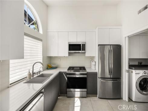 2175 Pacific Avenue D6 , Costa Mesa, CA