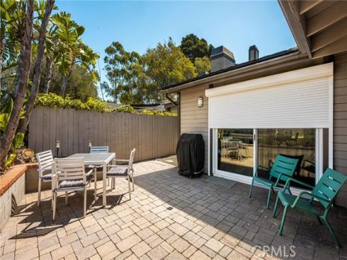 2175 Pacific Avenue D6 , Costa Mesa, CA