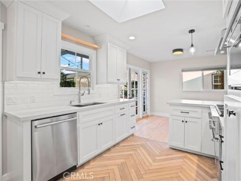 1430 Shamrock , Costa Mesa, CA